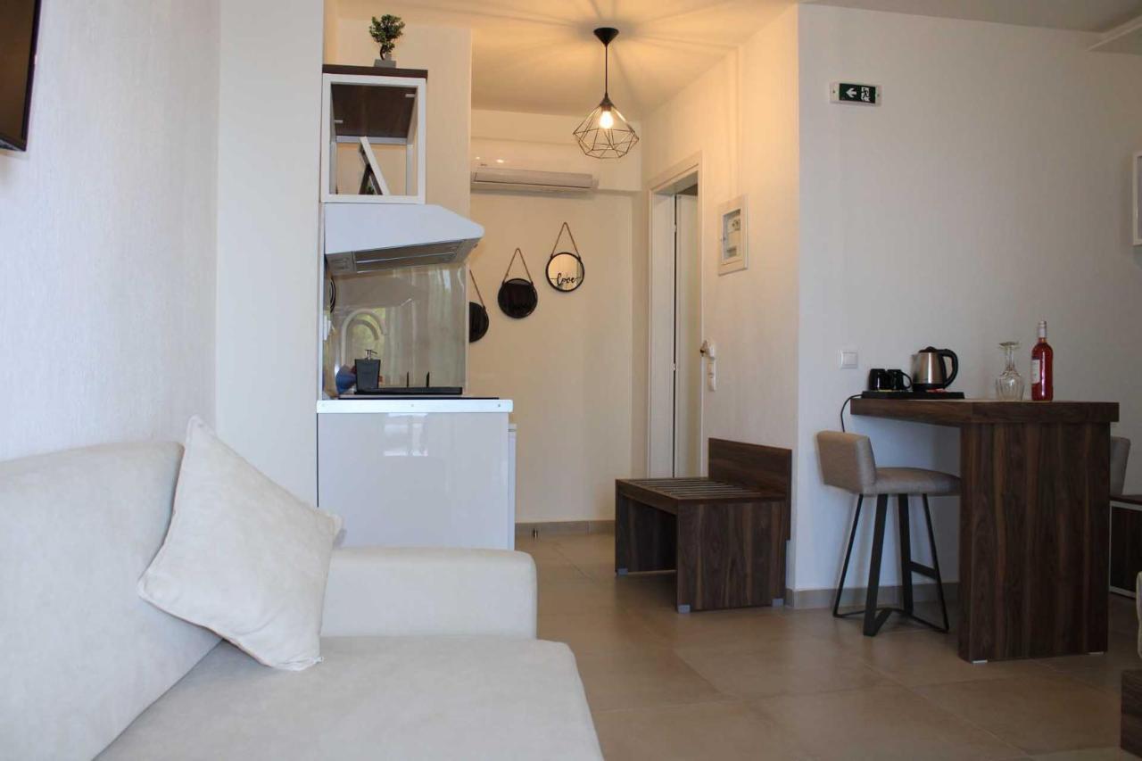 My Place Luxury Apartments Neos Marmaras Luaran gambar
